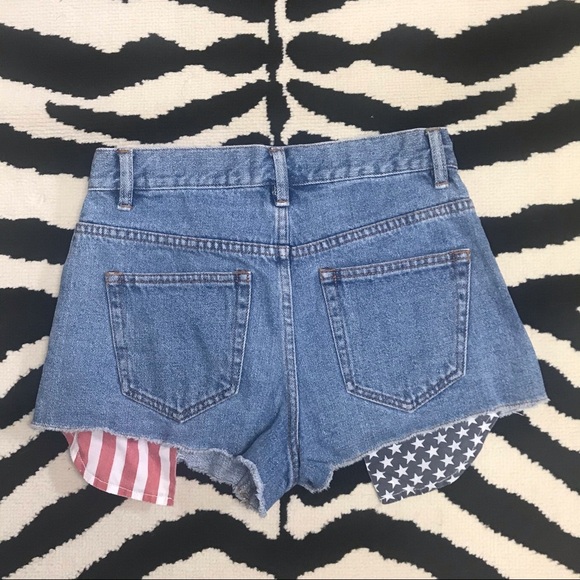 F21 High Waisted USA Stars Stripes Cutoff Shorts - Picture 2 of 7